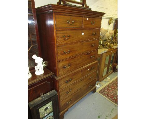 George III mahogany chest on chest, the moulded top above two short and three long drawers over a further three long graduate