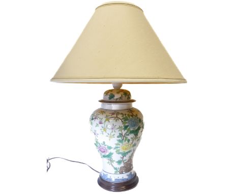 Ex. Jordans Interiors (Vancouver, Canada), a Frederick Cooper made, fine porcelain lamp and shade;&nbsp;baluster-shaped and&n