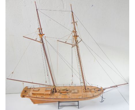 A handmade model of the Dallas Revenue cutter (New York 1815) (3)