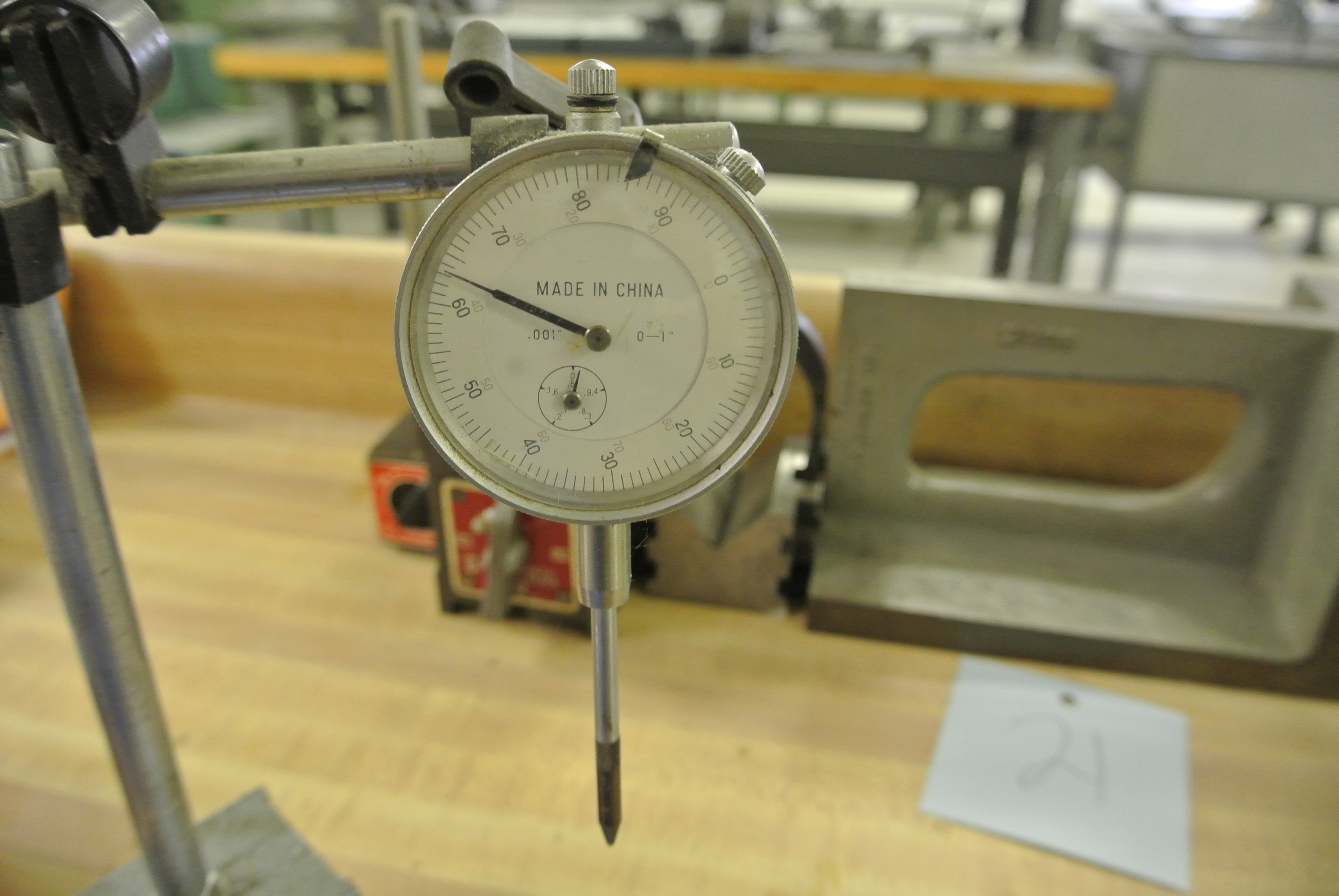 Dial Indicating height gauge with base and articulating arm