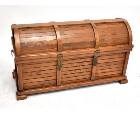 An oak domed trunk, length 122cm.