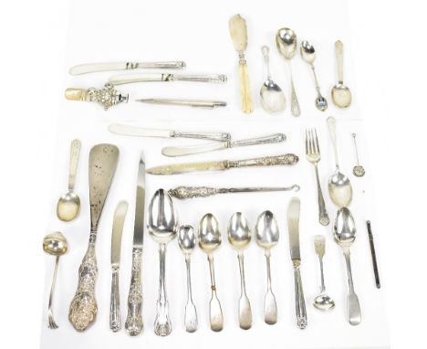 A group of variously hallmarked silver items to include an Edward VII King's pattern caddy spoon, Sheffield 1907, a silver ha