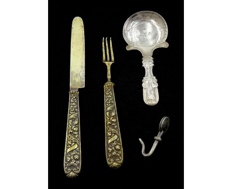 George IV silver caddy spoon, with bright cut decoration by John Bettridge, Birmingham 1820, pair of Georgian silver-gilt  fr