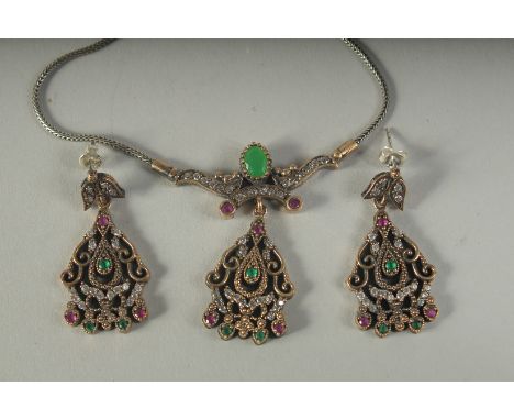 A SILVER AND GILT RUBY CHALCEDONY NECKLACE AND EARRINGS, boxed.