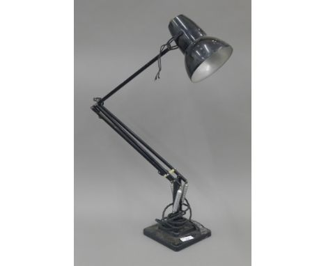 A vintage anglepoise lamp. 