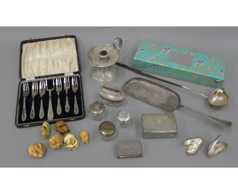 A silver toddy ladle a silver topped jar, other metalware, etc.