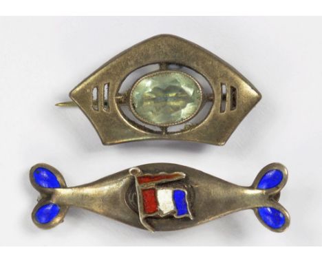 A JAMES FENTON SILVER AND ENAMEL FLAG BROOCH, MAKER'S MARK, BIRMINGHAM 1910 (LACKS PIN) AND A GERMAN JUGENDSTIL GEM SET SILVE