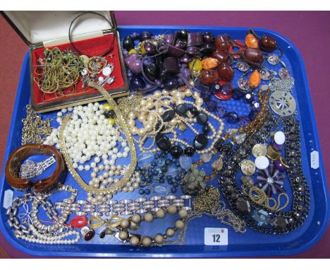 Assorted Costume Jewellery, including beads necklaces, imitation pearls, chains, earrings etc :- One Tray 