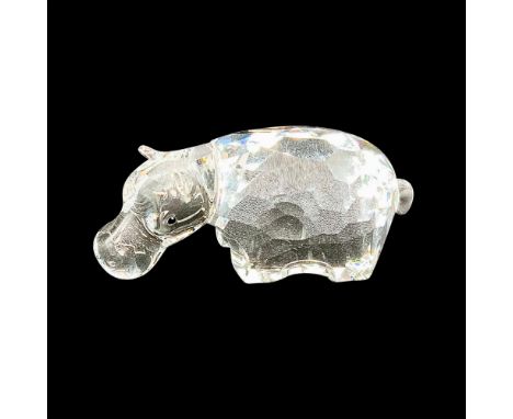 Lead crystal. Multifaceted, in clear coloration with black eyes. Swarovski acid mark. This item has its original box with dim