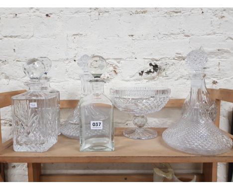 SHELF LOT OF GLASS AND DECANTERS 
