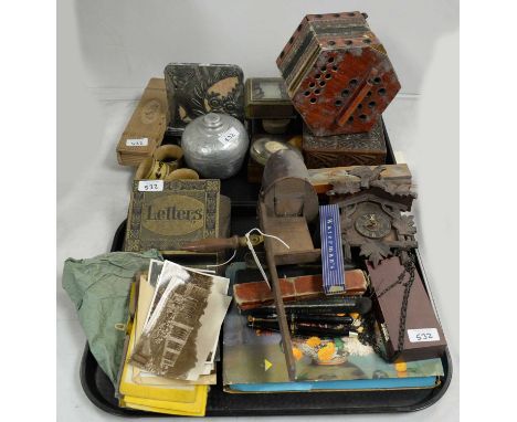 Collectors' items, including: a Waterman's fountain pen, in box; British Empire Exhibition 1924 Liptons tea caddy; a stereo v