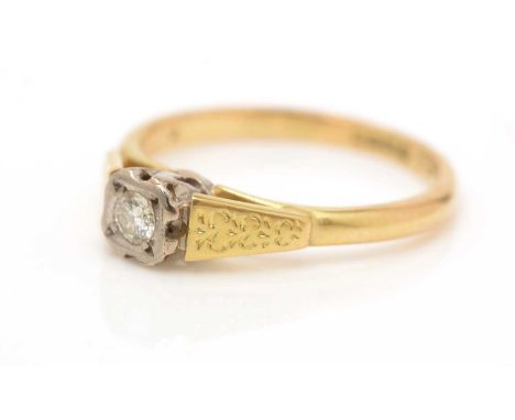 A single stone diamond ring, the brilliant cut diamond in illusion setting, on 18ct yellow gold shank, ring size L, 2.9g gros