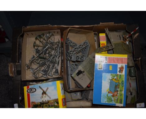 A box of Marklin, Faller, Heljan and similar HO scale accessories and building etc