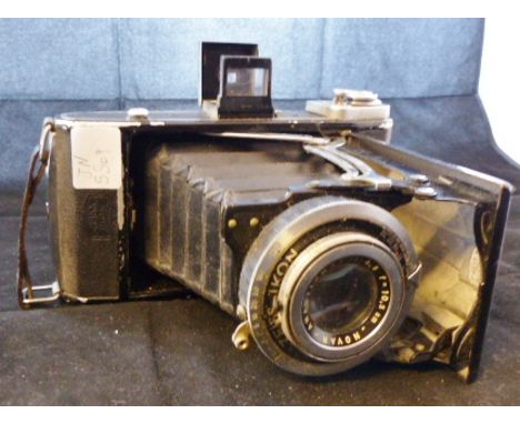 Vintage Zeiss Ikon bellows camera