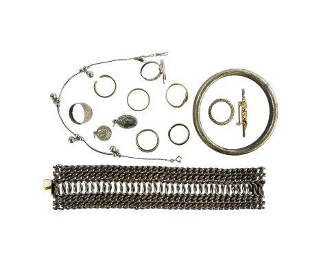 A quantity of costume jewellery - to include a heavy interlinked white metal bracelet and a plain white metal bangle. 