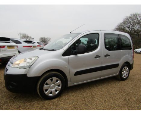 Make &amp; Model: Citroen Berlingo M-SP HDiDate of Reg: HY59 LXCColour: Silvercc: 1560MoT: 28-12-2021Fuel Type: DIESELMileage