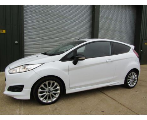 Make &amp; Model: Ford Fiesta Zetec SDate of Reg: GF15 WXTColour: Whitecc: 998MoT: 09-12-2022Fuel Type: PETROLMileage: 82kTra