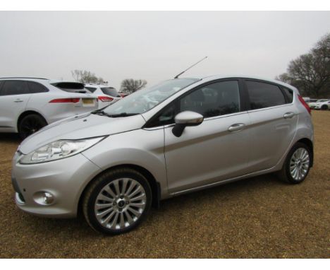 Make &amp; Model: Ford Fiesta Titanium TDCiDate of Reg: SN09 LRVColour: Silvercc: 1560MoT: 08-07-2022Fuel Type: DIESELMileage