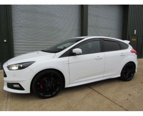 Make &amp; Model: Ford Focus ST-3 TDCiDate of Reg: SL16 UNGColour: Whitecc: 1997MoT: 26-11-2021Fuel Type: DIESELMileage: 68kT