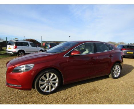 Make &amp; Model: Volvo V40 SE Lux D2Date of Reg: FJ63 WFMColour: Redcc: 1560MoT: 02-09-2022Fuel Type: DIESELMileage: 95kTran