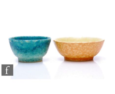 Ruskin Pottery - A small crystalline bowl with graded orange to yellow interior, impressed mark and dated 1922, diameter 7cm,