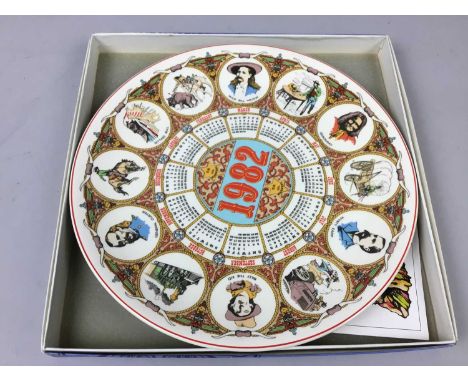 COLLECTION OF ROYAL DOULTON CHRISTMAS PLATES,along with Wedgwood and Royal Worcester collectors plates, boxed