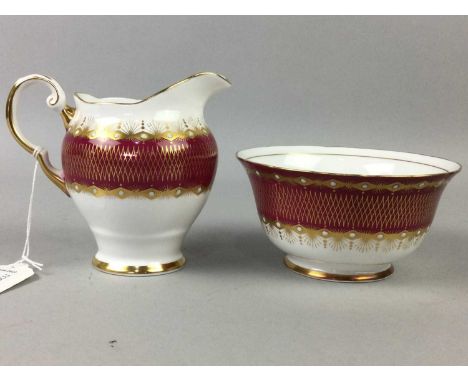 ROYAL TUSCAN 'KNIGHTSBRIDGE' PATTERN TEA SERVICE,twelve place setting
