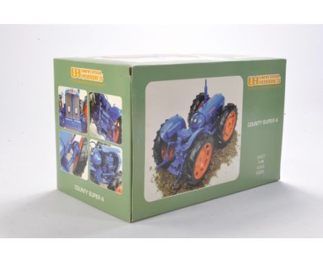 Farm model interest comprising Universal Hobbies 1/16 County Super 4 Tractor. Looks to be excellent and without obvious sign 