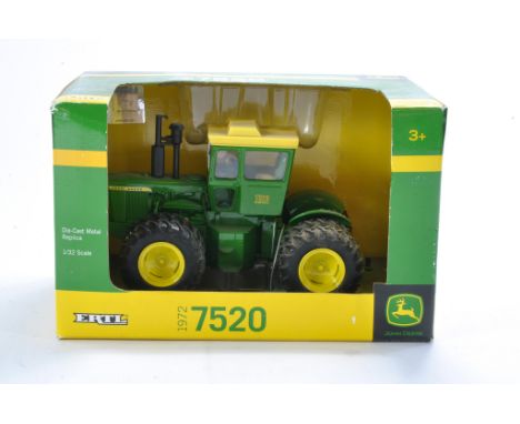 Farm model interest comprising Ertl 1/32 John Deere 1972 7520 Tractor. Looks to be excellent and without obvious sign of faul