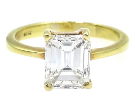 18ct gold emerald cut diamond ring, stamped 750, diamond approx 2 carat, colour I, clarity VS1, with W.G.I certificate Condit