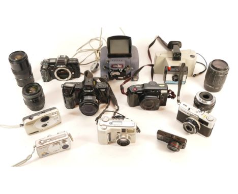 A collection of cameras and camera accessories, to include, Minolta Dumas 7000i and Canon Sureshot Tele. (1 box)