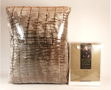 The White Company 'Medici' quilt, mink, super king.A Kelly Hoppen white 400 thread cotton duvet set includes sheet and four p