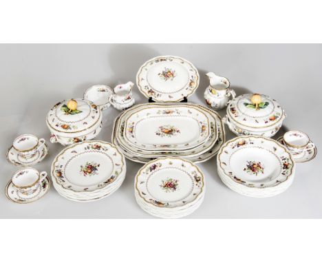 AN EXTENSIVE COPELAND SPODE ROCKINGHAM PATTERN DINNER AND TEA SERVICE, c.1900 and later, comprising: twelve dinner plates; ei