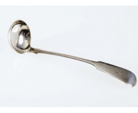 A GEORGE IV SCOTTISH PROVINCIAL SILVER TODDY LIFTING LADLE, ALEXANDER CAMERON, DUNDEE 1827, fiddle pattern, engraved with a m