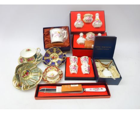 Royal Crown Derby Posies boxed sets comprising two cruets, four egg cups, bread knife and tankard, Royal Worcester boxed pie 