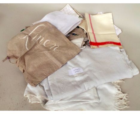 A selection of vintage cotton tableware to include damask and lace cloths. Two 40s/50s soft woven fringed cotton bed throws. 