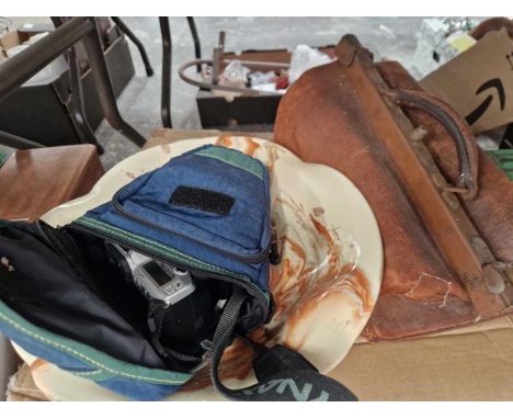 An art pottery bowl, a small gladstone bag and a minolta camera