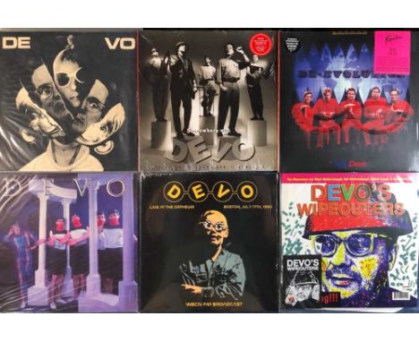 Devo - 6 LP records, New Traditionalists reissue OVED 73, Total Devo, 2018 reissue Deluxe edition. 2 x Lp purple vinyl, Somew
