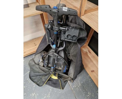 An electric golf caddy
