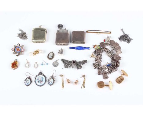 A group of jewellery, comprising two pairs of gold earstuds, total weight 1.2g, three further pairs of earstuds and earrings,