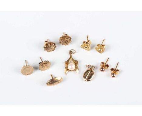 A group of mostly 9ct gold jewellery, comprising four pairs of earstuds, a tie stud, designed as a rugby ball, a cultured pea