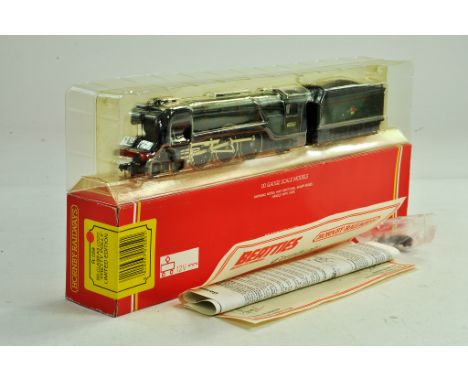 Hornby 00 Gauge Model Railway issue comprising R.059 BR Class A3 Locomotive - Pretty Polly. Appears excellent with box. 