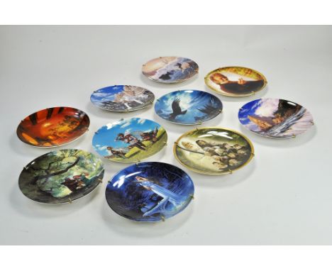 Lord of the Rings LOTR collectables comprising attractive collection of ten limited edition wall mountable plates. 