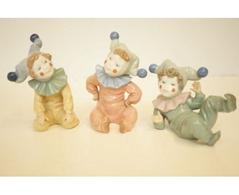 3x Nao baby clown figures 