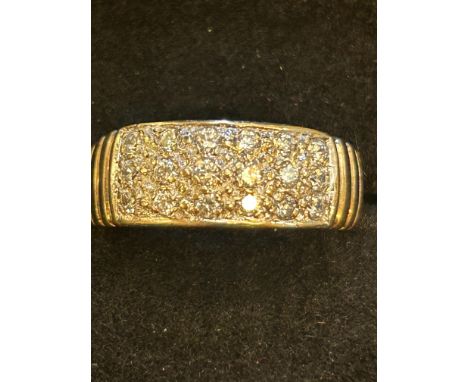 9ct gold gents ring set with white stones 7.1 grams Size R