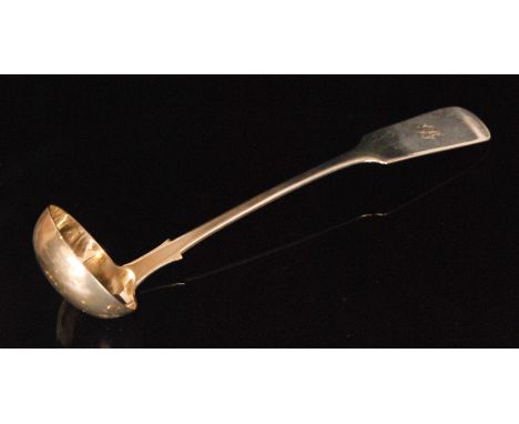 A Victorian hallmarked silver ladle in the fiddle pattern, length 15.5cm, Glasgow 1856 Wilson & Sharp