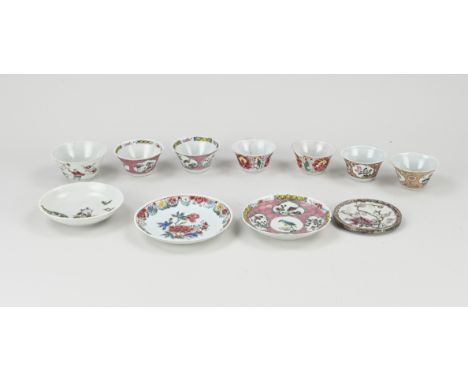 Eleven parts of various antique Chinese Family Rose porcelain. Consisting of: Seven cups + four saucers. 18th - 19th century.