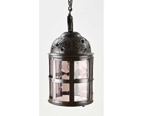 Antique copper hanging lamp with brown glass and floral copperware. Circa 1920. Size: 40 cm. In good condition.