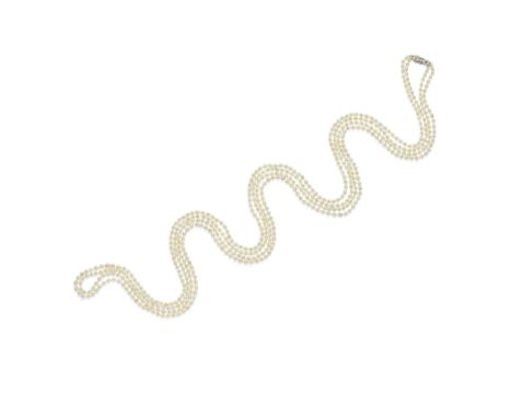 PEARL AND DIAMOND NECKLACE, MID 20TH CENTURYThe two rows of 297 and 298 pearls, measuring between 3.0 - 4.2mm, to a brilliant