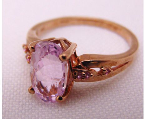 9ct yellow gold, pink sapphire and kunzite ring, approx total weight 2.35g, to include COA